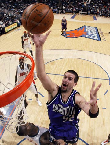 的中前场组 的中前场组