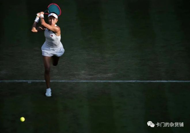 限制了他的 限制了他的