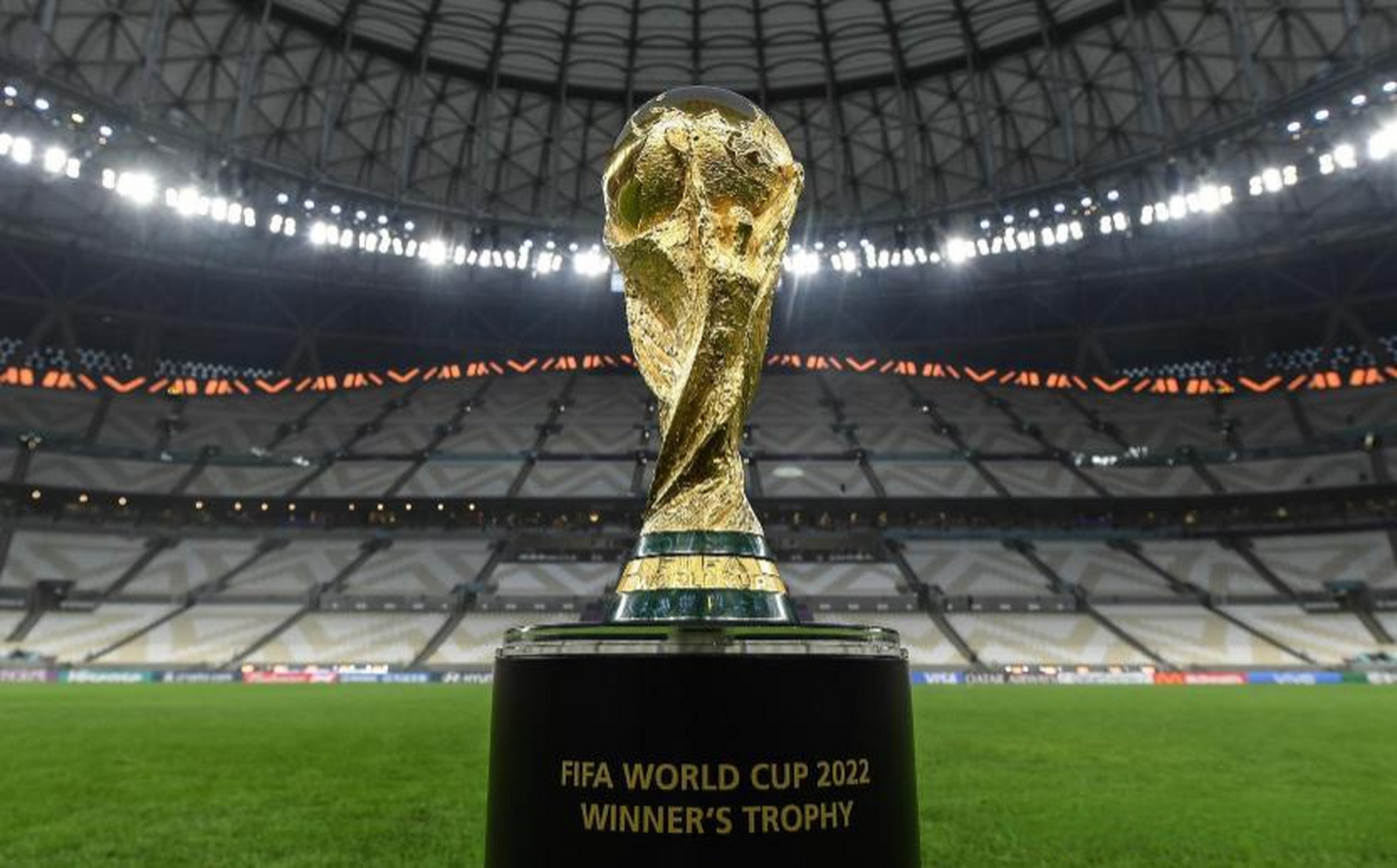 WTA1000迈阿密双打：张帅／梅尔滕斯组合1-2输球，止步8强.