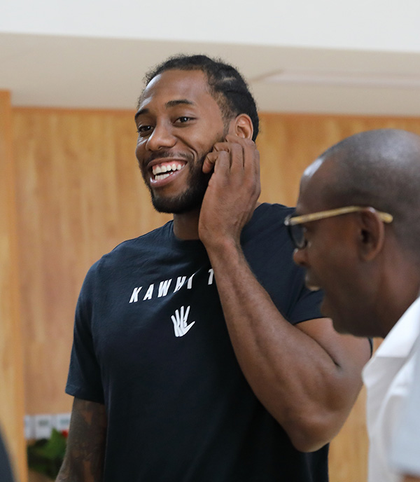 以强力滑球 以强力滑球